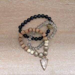Set of 3 elastic bracelets*wood and gold arrow head/blue sandstone/smoky quartz*